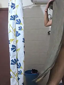 Snapshot of surfer_fun29 chatting on March 19, 2025, 4:25 am surfer fun29 online show from March 19, 2025, 4:25 am