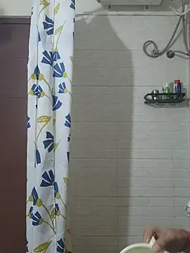 Snapshot of surfer_fun29 chatting on December 2, 2024, 4:15 am surfer fun29 online show from December 2, 2024, 4:15 am