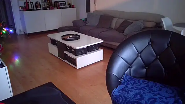 Snapshot of sarametisse26 chatting on December 4, 2025, 8:02 am sarametisse26 online show from December 4, 2025, 8:02 am