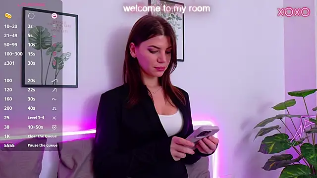 MeganGaleHorny online show from February 18, 2025, 7:54 am