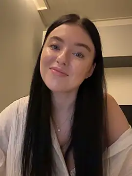 Snapshot of Angela_Fosterr chatting on October 1, 2025, 3:38 pm Angela Fosterr online show from October 1, 2025, 3:38 pm