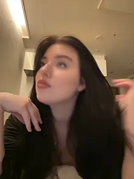 Angela Fosterr online show from February 5, 2026, 6:15 pm