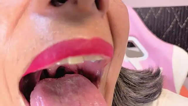 tammy lynn69 online show from March 12, 2026, 8:13 pm