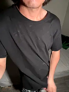 Snapshot of demonslayerr999 chatting on December 23, 2025, 5:29 am demonslayerr999 online show from December 23, 2025, 5:29 am