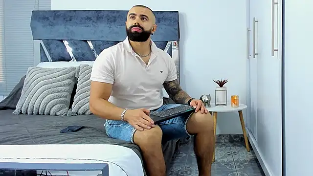 Zack Froone online show from January 19, 2026, 3:27 pm