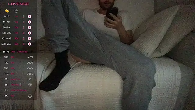 Snapshot of athenphysics chatting on January 11, 2025, 9:15 am athenphysics online show from January 11, 2025, 9:15 am