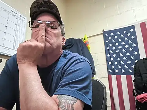 Cockrub1 online show from June 1, 2026, 3:22 pm