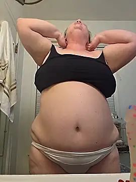 virgieblanca online show from April 7, 2026, 2:24 am