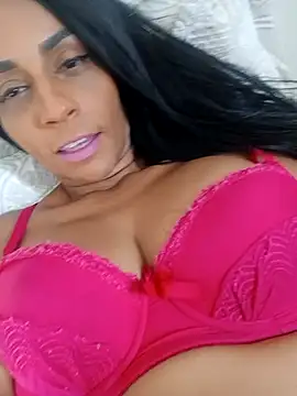 Snapshot of casal7722 chatting on November 25, 2025, 5:24 pm casal7722 online show from November 25, 2025, 5:24 pm