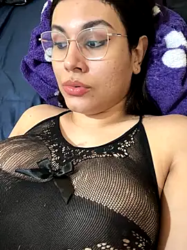 allana freire online show from September 17, 2025, 6:32 pm