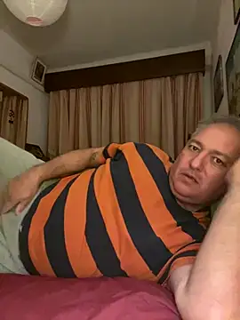 Snapshot of Russirayu chatting on November 21, 2025, 10:31 pm Russirayu online show from November 21, 2025, 10:31 pm