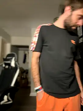 Snapshot of 4kUsh2Fashion0 chatting on October 11, 2025, 3:13 pm 4kUsh2Fashion0 online show from October 11, 2025, 3:13 pm