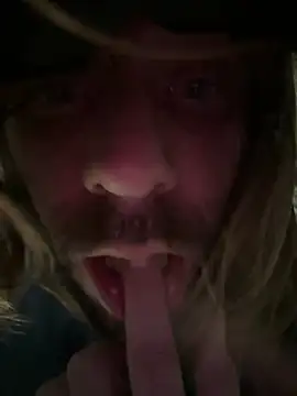 Snapshot of 4kUsh2Fashion0 chatting on February 11, 2025, 5:29 pm 4kUsh2Fashion0 online show from February 11, 2025, 5:29 pm