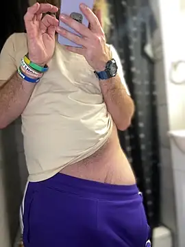 Snapshot of 4kUsh2Fashion0 chatting on December 30, 2024, 4:20 am 4kUsh2Fashion0 online show from December 30, 2024, 4:20 am