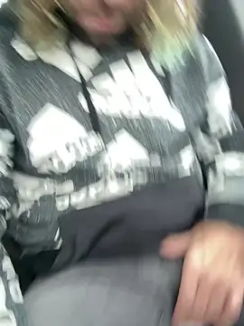 Snapshot of 4kUsh2Fashion0 chatting on December 16, 2024, 3:43 pm 4kUsh2Fashion0 online show from December 16, 2024, 3:43 pm