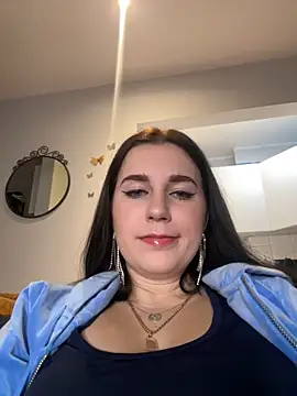 Teylor Love online show from December 18, 2024, 3:55 pm