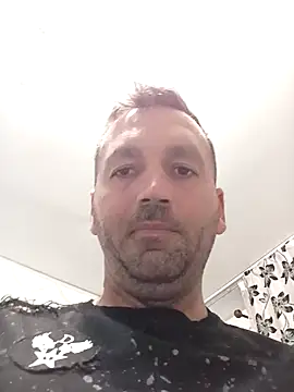 florin421 online show from April 12, 2026, 1:25 pm