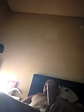 antoniox1978 online show from November 18, 2025, 4:32 pm