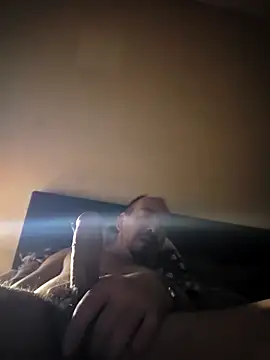 antoniox1978 online show from December 4, 2025, 4:39 pm