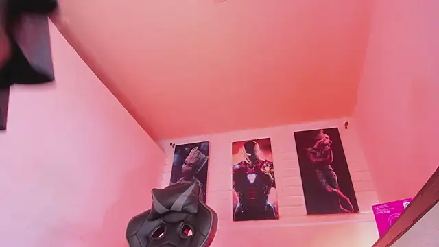 Snapshot of Alahia_Rodriguez chatting on October 21, 2025, 7:46 pm Alahia Rodriguez online show from October 21, 2025, 7:46 pm