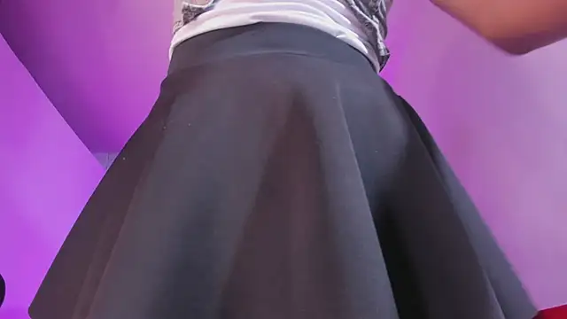 Snapshot of Alahia_Rodriguez chatting on October 9, 2025, 2:06 pm Alahia Rodriguez online show from October 9, 2025, 2:06 pm