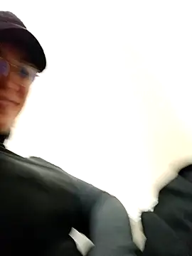 Snapshot of Ulyana72882 chatting on January 4, 2025, 6:19 pm Ulyana72882 online show from January 4, 2025, 6:19 pm