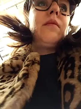 Snapshot of Ulyana72882 chatting on December 23, 2024, 11:47 am Ulyana72882 online show from December 23, 2024, 11:47 am