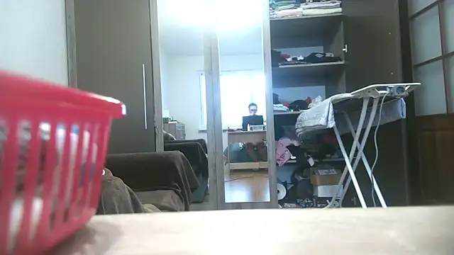 Snapshot of Ulyana72882 chatting on January 17, 2025, 7:51 am Ulyana72882 online show from January 17, 2025, 7:51 am