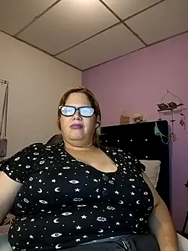 EllisW8 online show from February 12, 2026, 11:04 pm