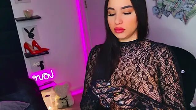 Snapshot of MissAmeliaa chatting on May 14, 2026, 11:40 am MissAmeliaa online show from May 14, 2026, 11:40 am