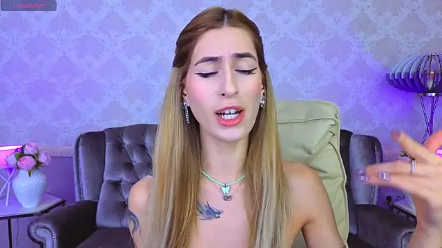 Sexy Lava online show from October 9, 2025, 6:14 am