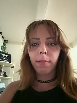 Snapshot of Mia_Railey chatting on July 17, 2026, 7:33 pm Mia Railey online show from July 17, 2026, 7:33 pm