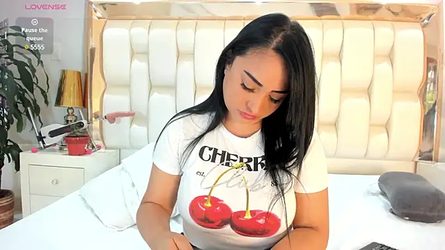 Snapshot of alana-then chatting on March 6, 2025, 2:18 pm alana-then online show from March 6, 2025, 2:18 pm