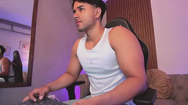 liam collins21 online show from February 10, 2026, 11:42 am