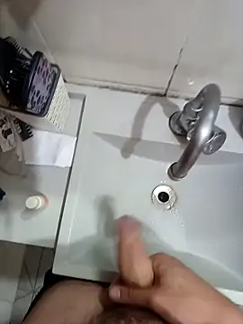 Snapshot of Brutao_ chatting on March 3, 2026, 6:37 pm Brutao online show from March 3, 2026, 6:37 pm