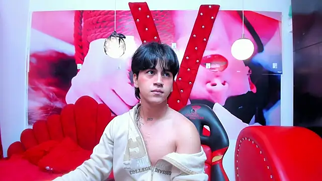 Snapshot of alex_477 chatting on November 1, 2025, 11:37 am alex 477 online show from November 1, 2025, 11:37 am