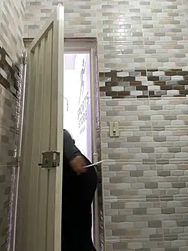 kim monti online show from April 20, 2026, 10:00 pm