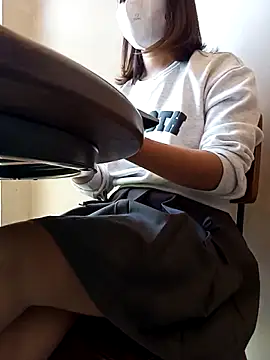 Michiko1 online show from November 26, 2025, 7:19 am