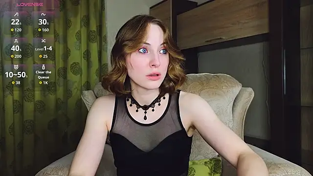 Snapshot of Cowell_Adelina chatting on July 14, 2026, 2:01 pm Cowell Adelina online show from July 14, 2026, 2:01 pm