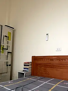 Snapshot of Ruby_bear chatting on November 18, 2025, 6:39 am Ruby bear online show from November 18, 2025, 6:39 am