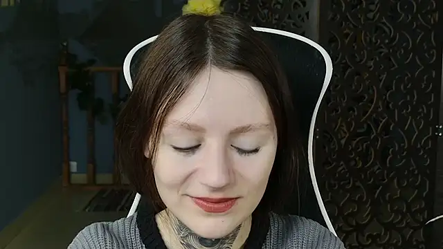 VeliraBraitberg online show from March 2, 2025, 8:48 am