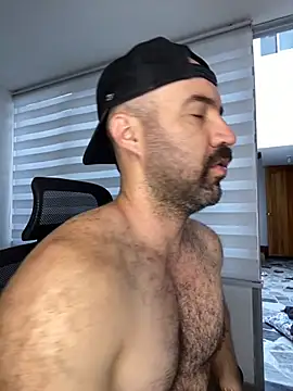 ADONIS ART01 online show from November 3, 2025, 3:04 pm