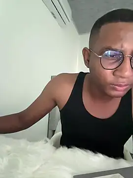 Arwens bell08 online show from February 16, 2025, 6:21 pm