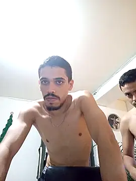 Snapshot of giannandblacke chatting on November 12, 2025, 10:13 pm giannandblacke online show from November 12, 2025, 10:13 pm