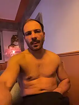 Adventurehotman online show from October 31, 2025, 11:22 pm