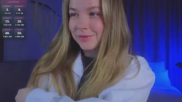 Snapshot of milly_shy chatting on December 15, 2025, 7:03 am milly shy online show from December 15, 2025, 7:03 am