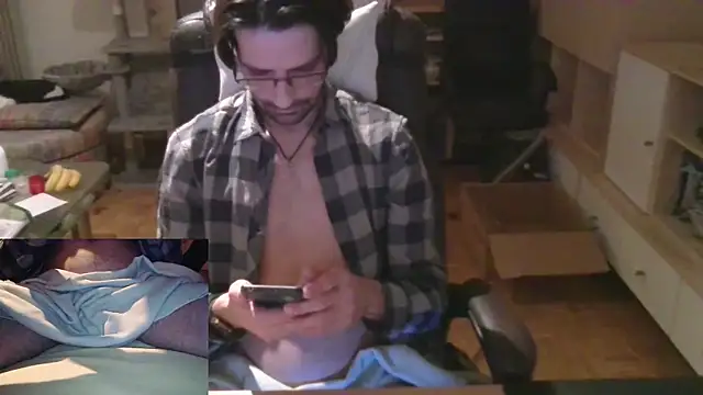 Drmoriarty07 online show from February 14, 2025, 6:08 pm