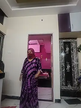 Snapshot of RESHMA_21 chatting on June 23, 2026, 8:51 pm RESHMA 21 online show from June 23, 2026, 8:51 pm