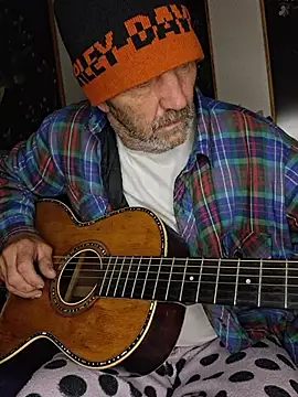 Hotbodyscottie online show from February 2, 2026, 9:30 am