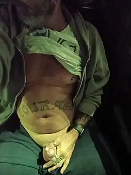 Snapshot of Hotbodyscottie chatting on December 14, 2025, 10:43 am Hotbodyscottie online show from December 14, 2025, 10:43 am